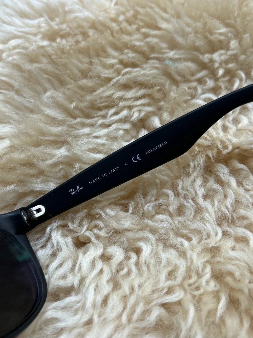 Ray Ban New Wayfarer Polarized Sunglasses